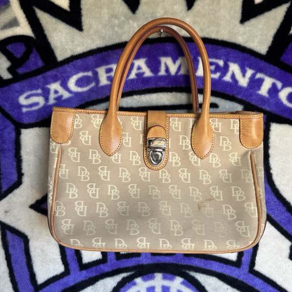 Dooney & Bourke Handbags - DOONEY & BOURKE Signature Handle Tote Shoulder Hand Bag Canvas Leather Tan Camel